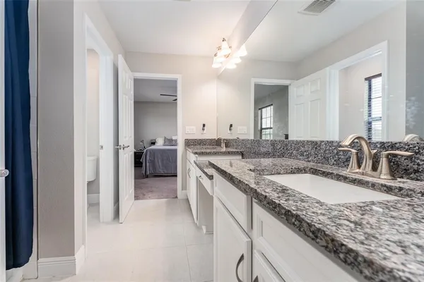 $645,900 | 14403 Woodland Spur Drive, Lithia, FL 33547