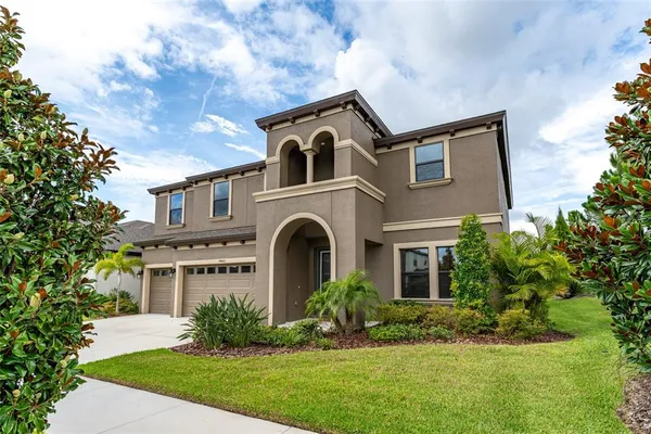 $645,900 | 14403 Woodland Spur Drive, Lithia, FL 33547