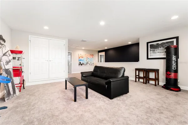 $645,900 | 14403 Woodland Spur Drive, Lithia, FL 33547
