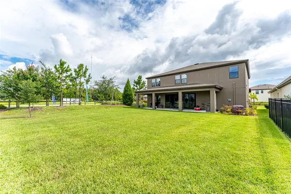 $645,900 | 14403 Woodland Spur Drive, Lithia, FL 33547