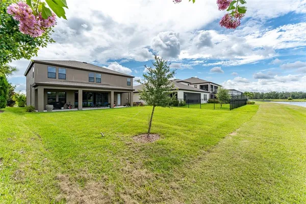 $645,900 | 14403 Woodland Spur Drive, Lithia, FL 33547