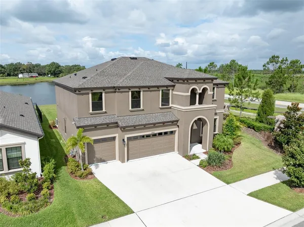 $645,900 | 14403 Woodland Spur Drive, Lithia, FL 33547
