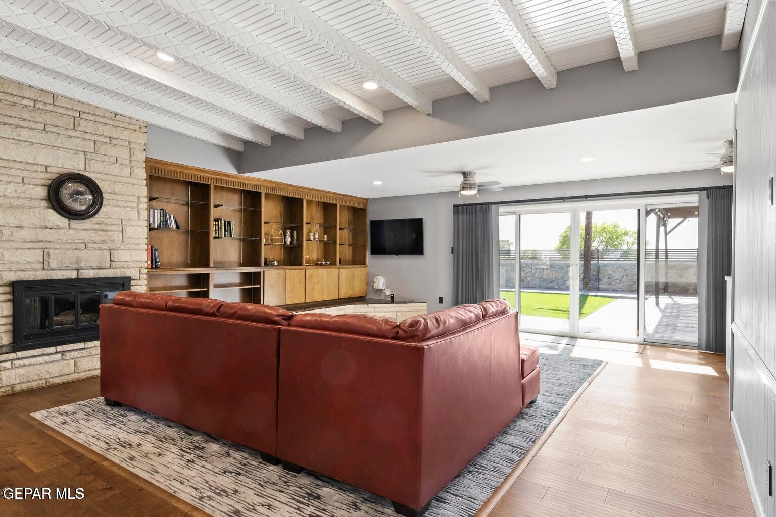 409 Springhill Circle El Paso, TX 79912 - Photo 10 of 44 20230615012117827223000000-o - Copy