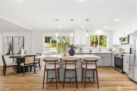 $1,349,950 | 7608 140th Place Northeast, Redmond, WA 98052
