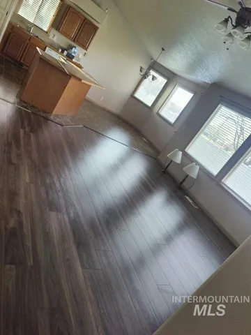 $1,985 | 955 South Spoonbill Avenue, Meridian, ID 83642