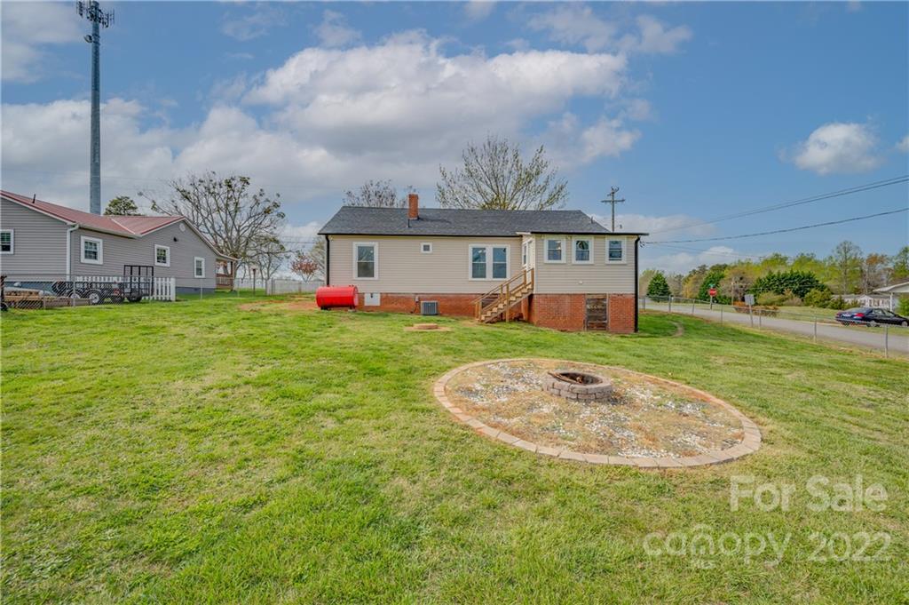184 Hollis Road Ellenboro, NC 28040 - Photo 23 of 26 Gallery Image 23