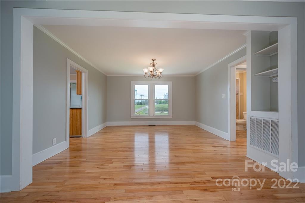 184 Hollis Road Ellenboro, NC 28040 - Photo 4 of 26 Gallery Image 4
