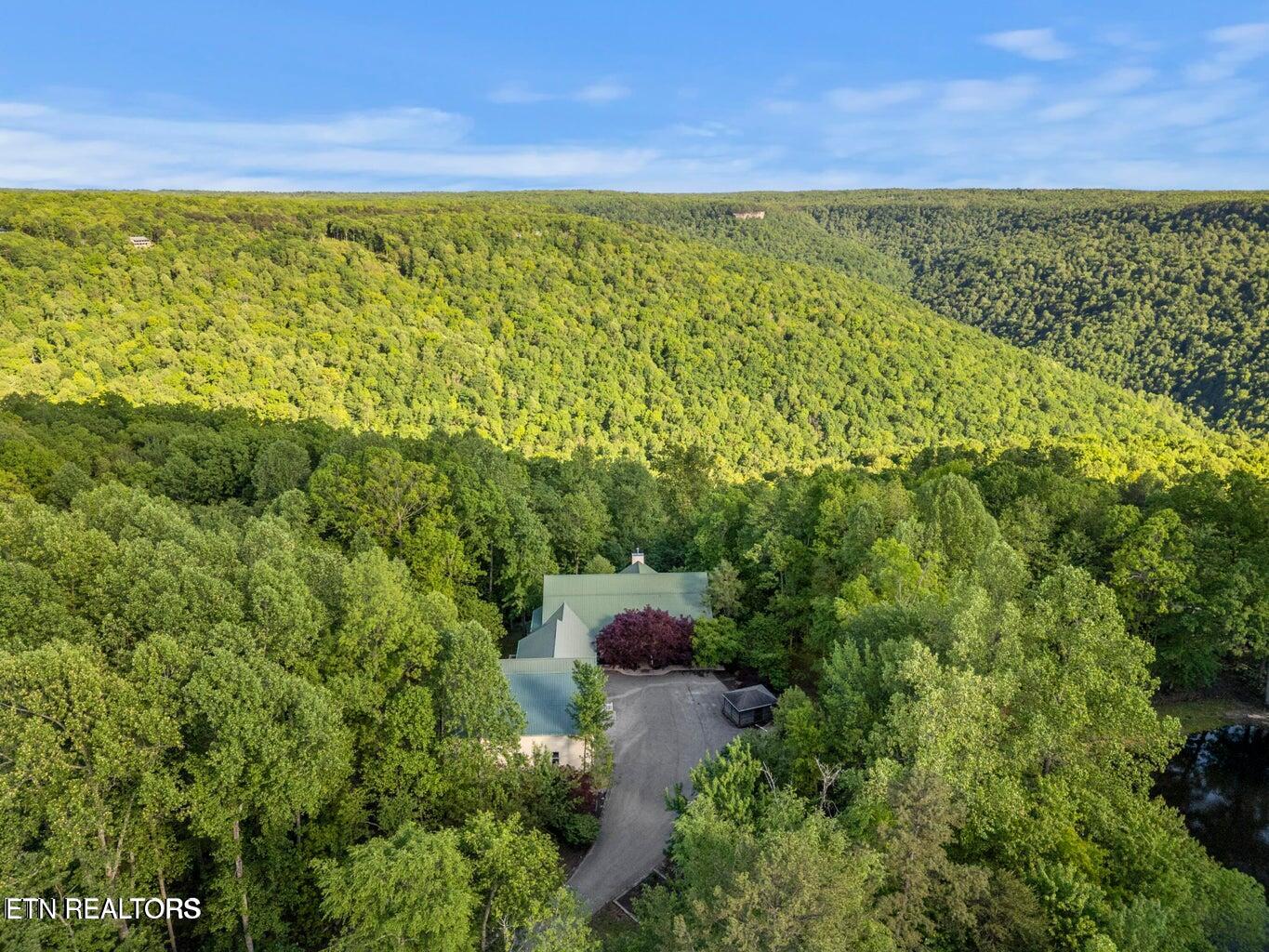 513 Cumberland Cove Road Monterey, TN 38574 - Photo 6 of 53 513 CC Rd-5