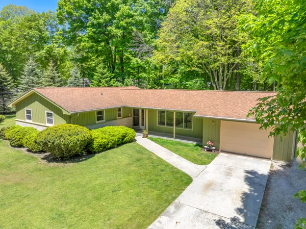 $338,500 | 1128 Indian Mound Road, Wilson, WI 53081