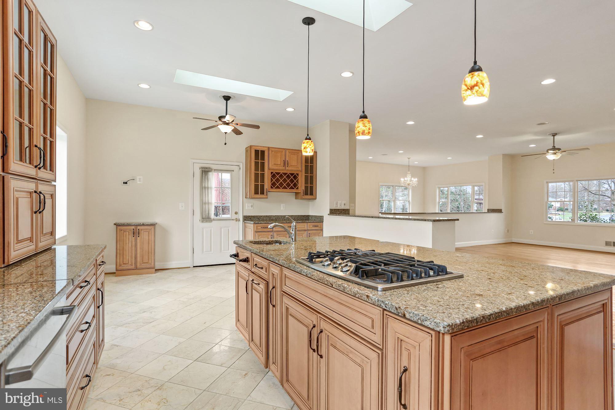 7118 Sea Cliff Road McLean, VA 22101 - Photo 6 of 35 Kitchen