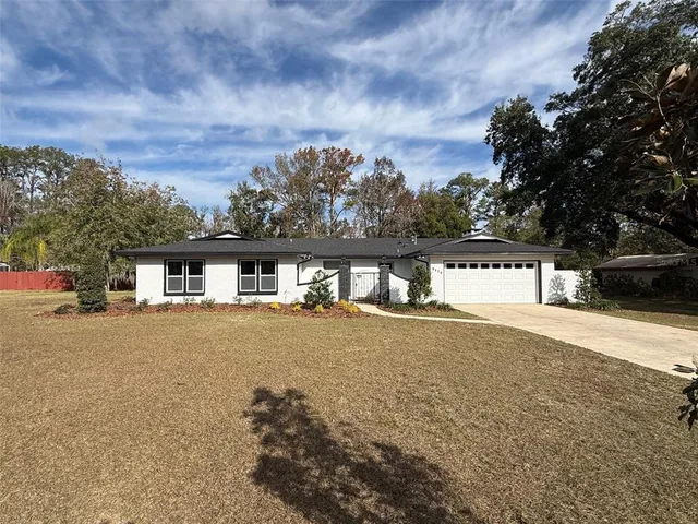 $450,000 | 8424 Northwest 4th Place, Gainesville, FL 32607