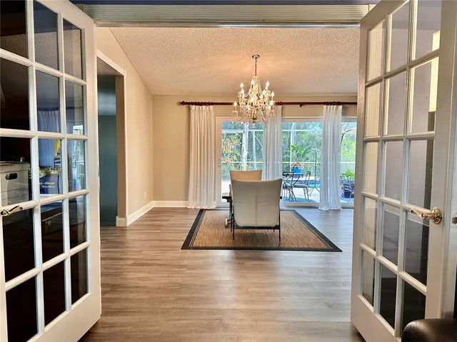 $650,000 | 559 Quintana Place Northeast, St. Petersburg, FL 33703