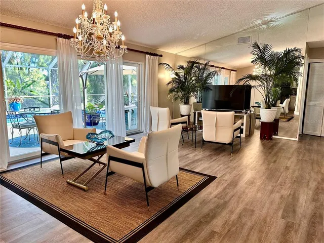 $650,000 | 559 Quintana Place Northeast, St. Petersburg, FL 33703