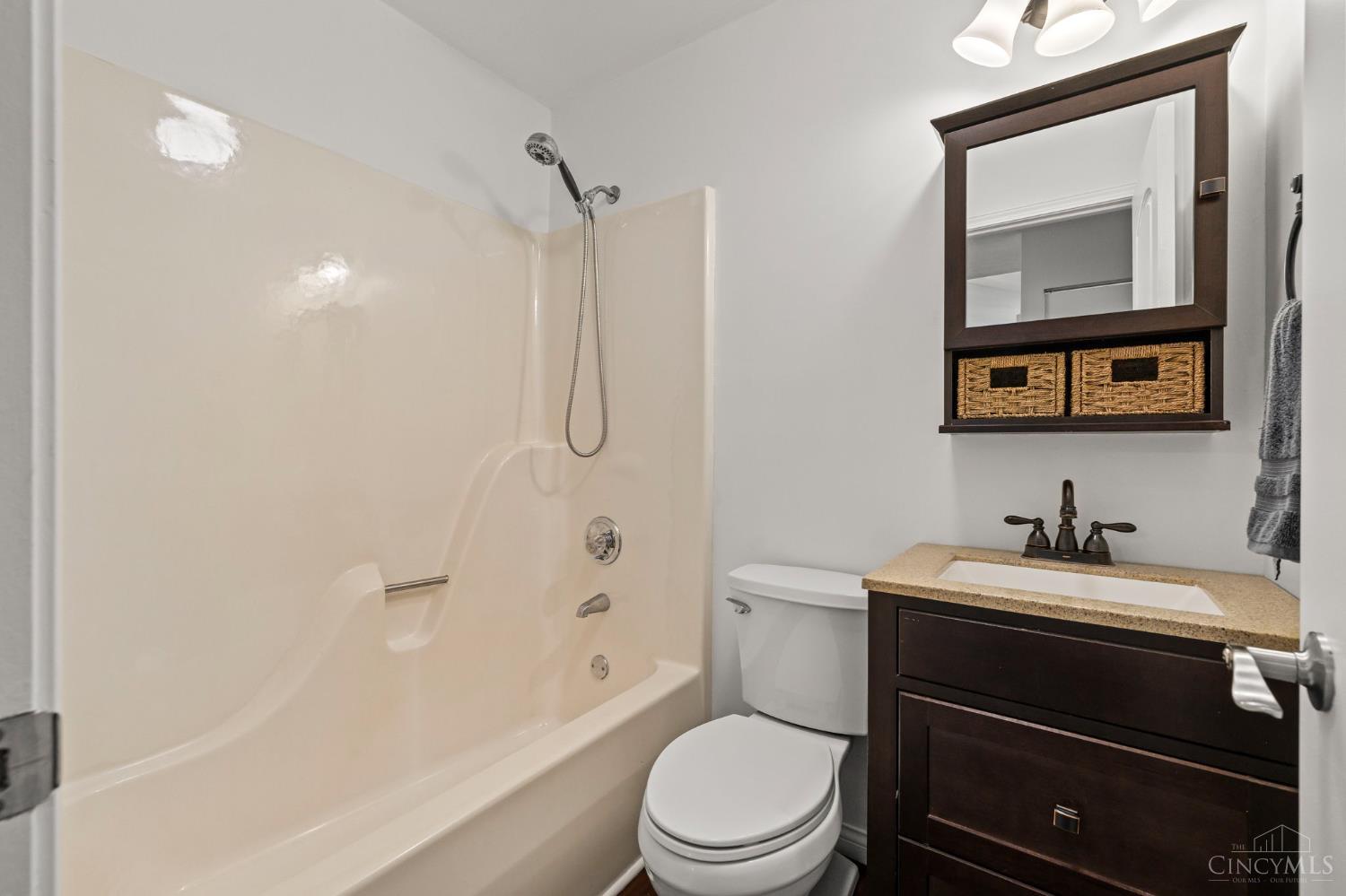 7306 Fairground Road Blanchester, OH 45107 - Photo 26 of 41 Guest bath.