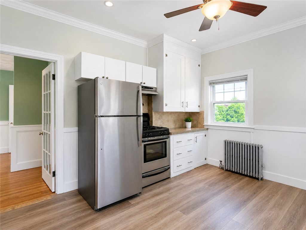 225 Hunts Avenue Pawtucket, RI 02861 - Photo 20 of 35