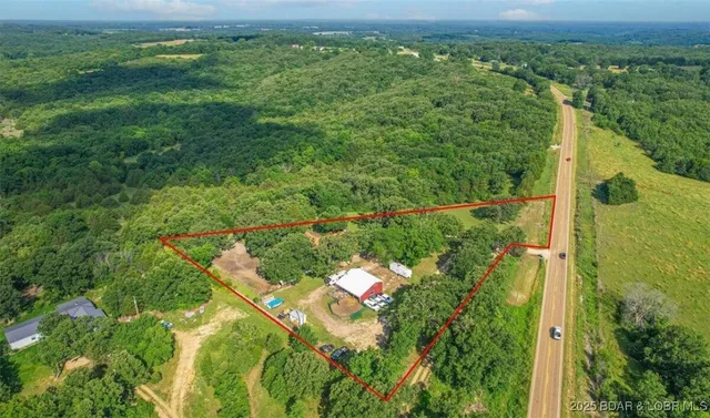 $299,900 | 1489 Highway 17, Iberia, MO 65486