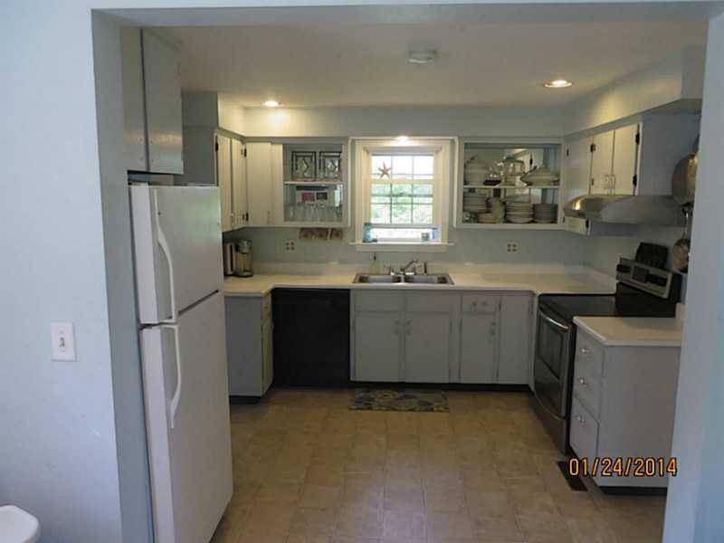 1383 Harpswell Neck Road Harpswell, ME 04079 - Photo 3 of 13 Kitchen.