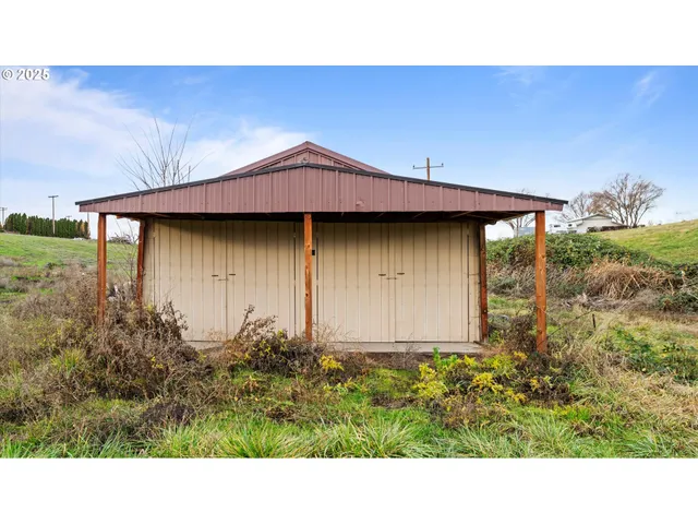 $350,000 | 85576 Highway 11, Milton Freewater, OR 97862