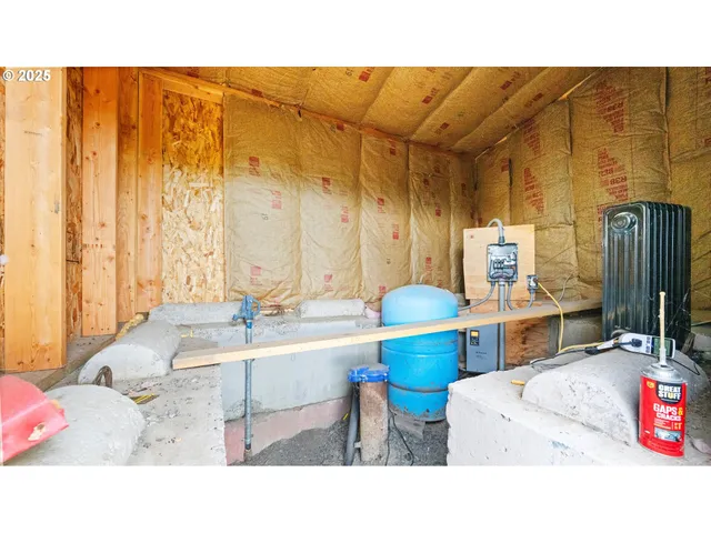 $350,000 | 85576 Highway 11, Milton Freewater, OR 97862