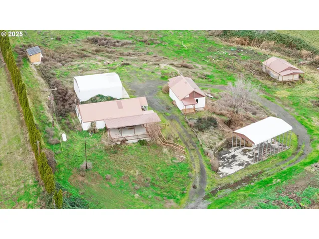 $350,000 | 85576 Highway 11, Milton Freewater, OR 97862
