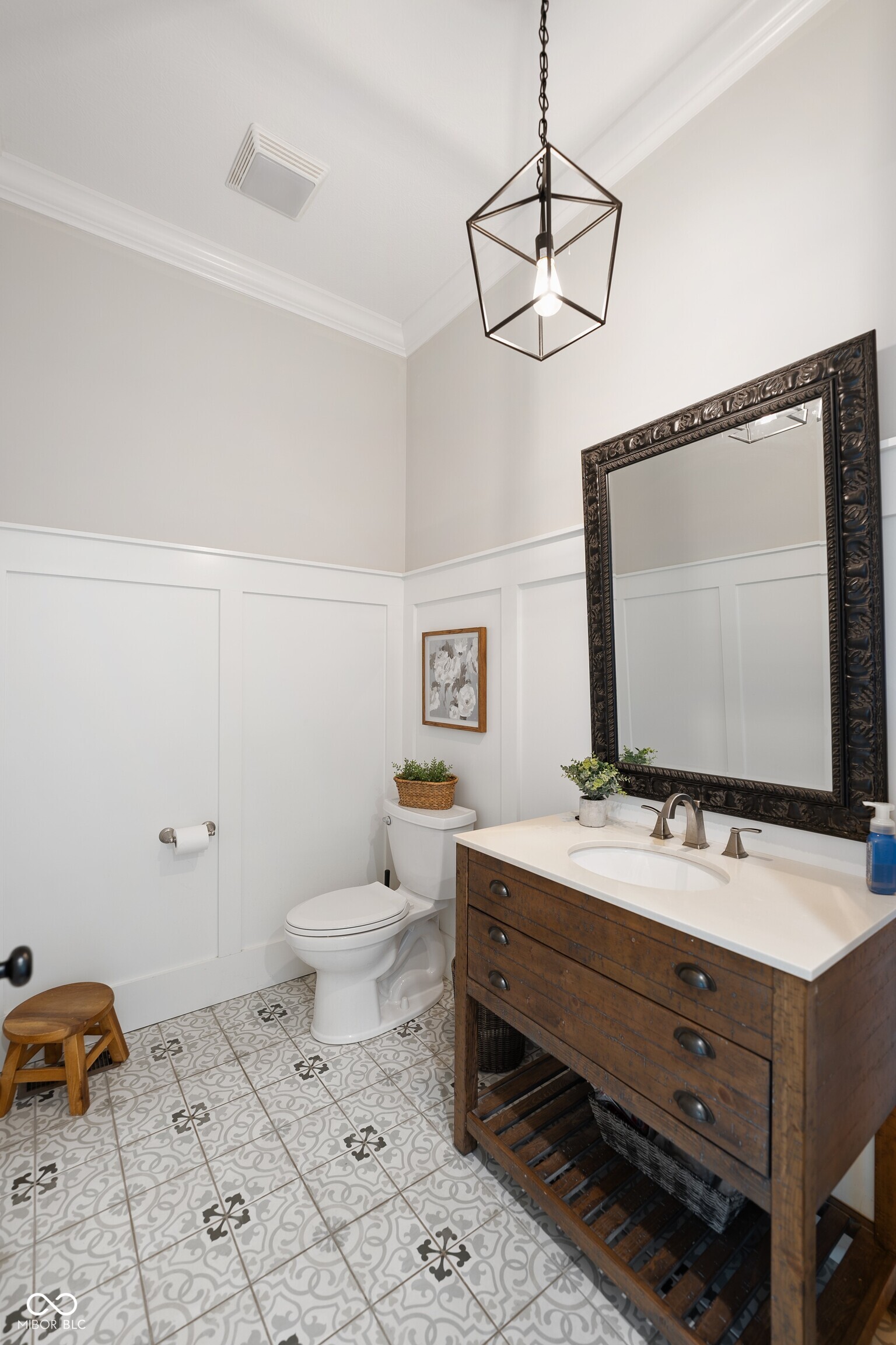 3823 Taylor Road Columbus, IN 47203 - Photo 39 of 75 Gallery Image 39