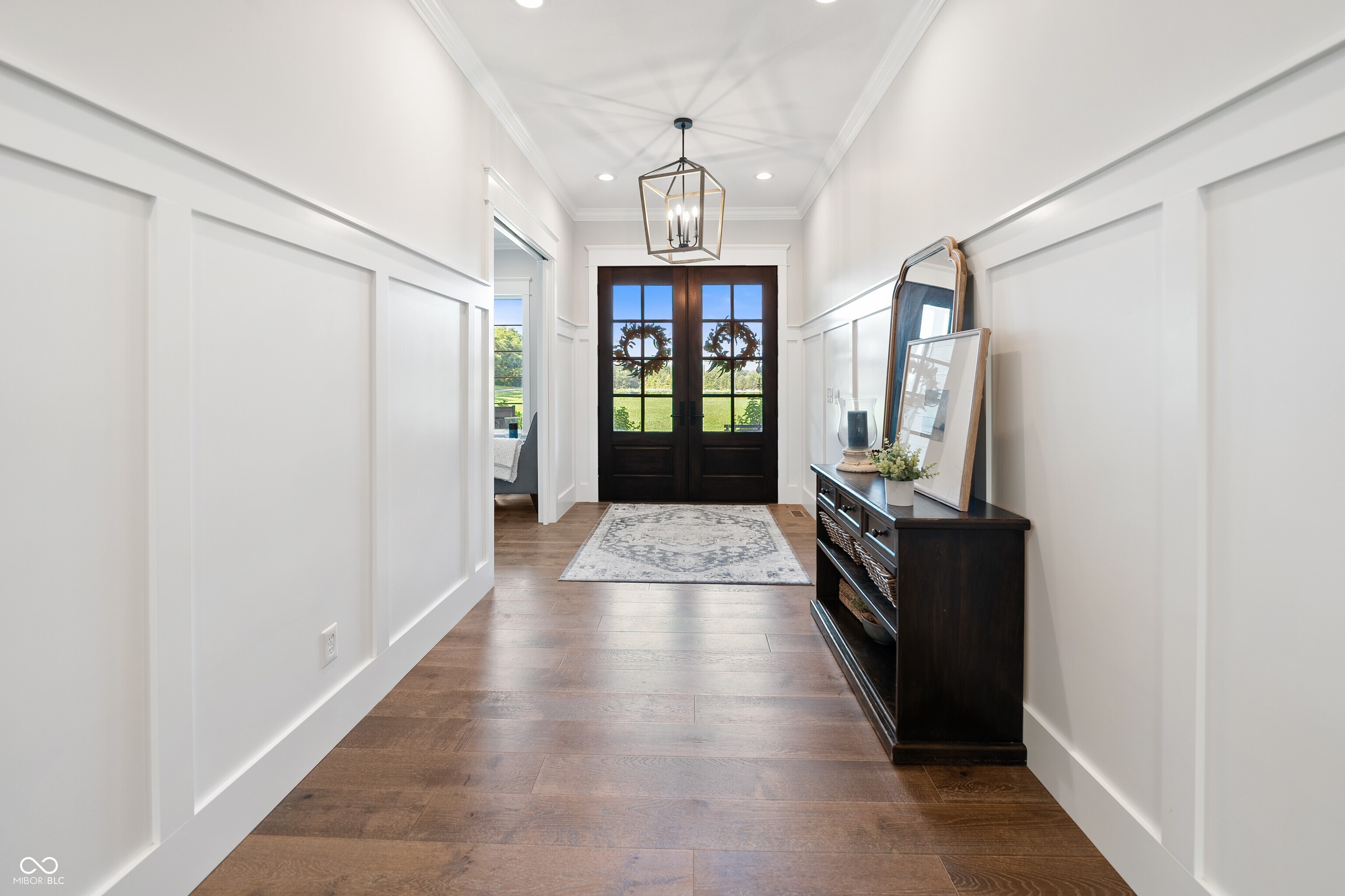 3823 Taylor Road Columbus, IN 47203 - Photo 4 of 75 Gallery Image 4