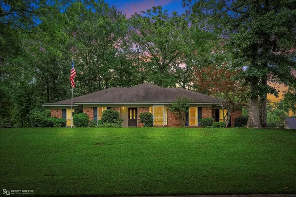 $335,000 | 1001 Ridgewood Circle, Minden, LA 71055