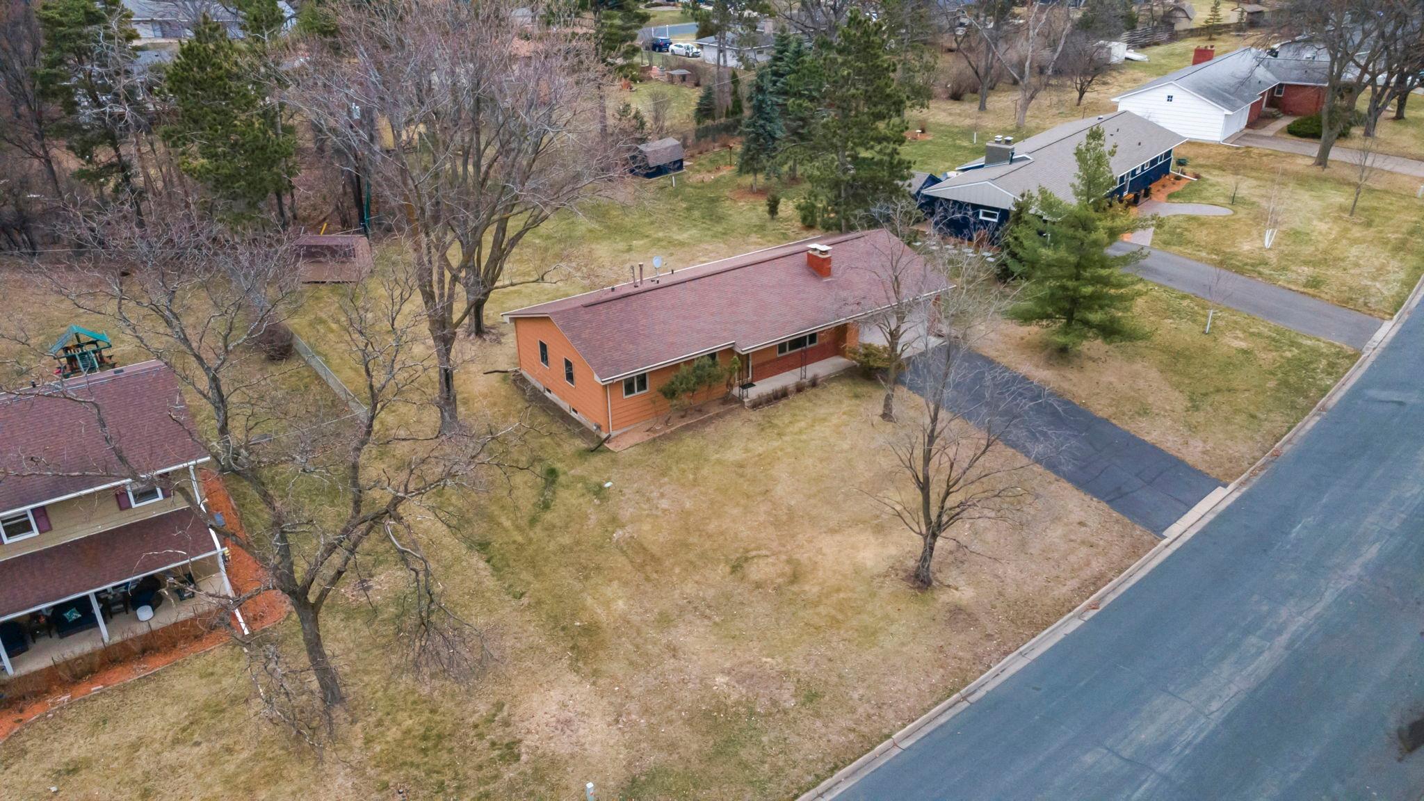1330 East 99th Street Bloomington, MN 55425 - Photo 4 of 30