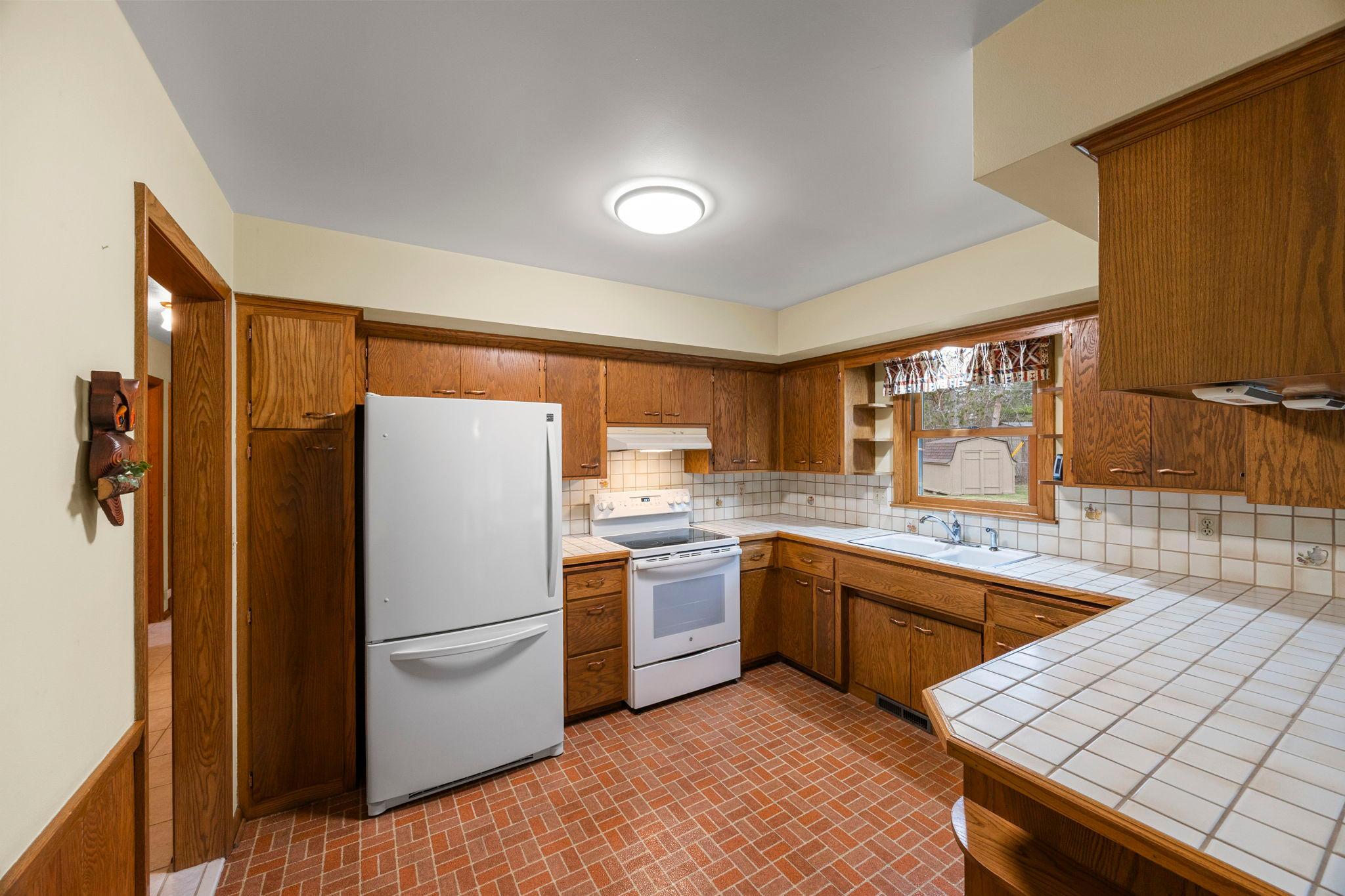 1330 East 99th Street Bloomington, MN 55425 - Photo 6 of 30