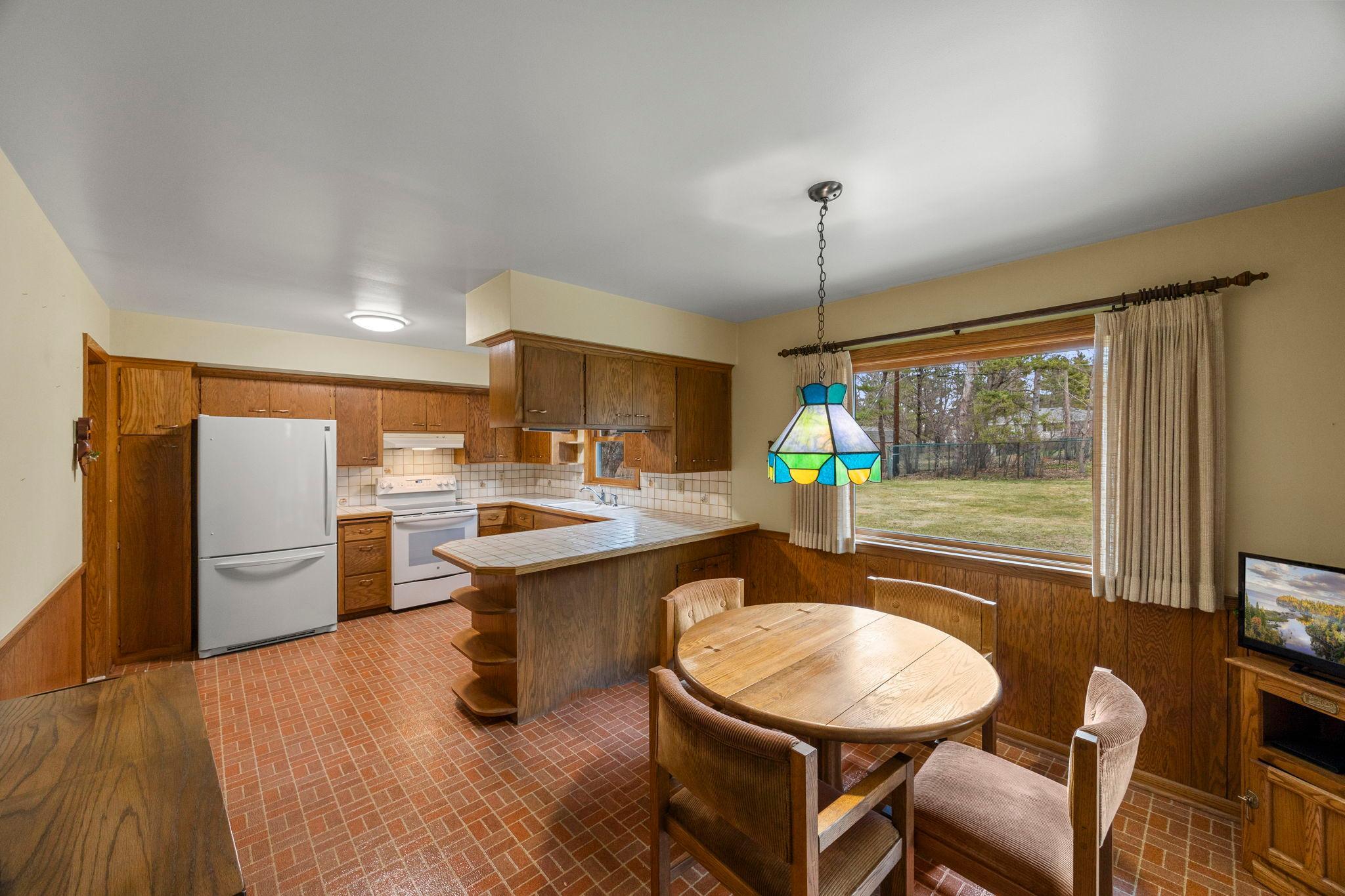 1330 East 99th Street Bloomington, MN 55425 - Photo 9 of 30