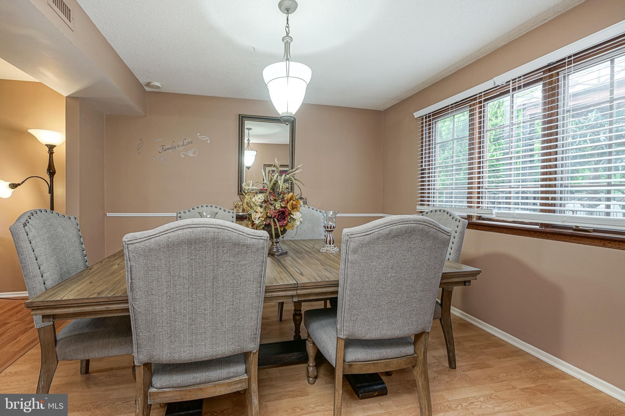 9 Chesterfield Road Sewell, NJ 08080 - Photo 13 of 40