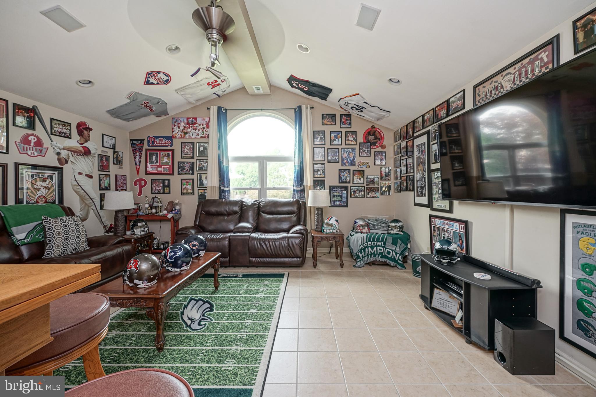 9 Chesterfield Road Sewell, NJ 08080 - Photo 32 of 40