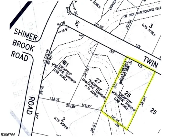 a close up of a wall with a white wall