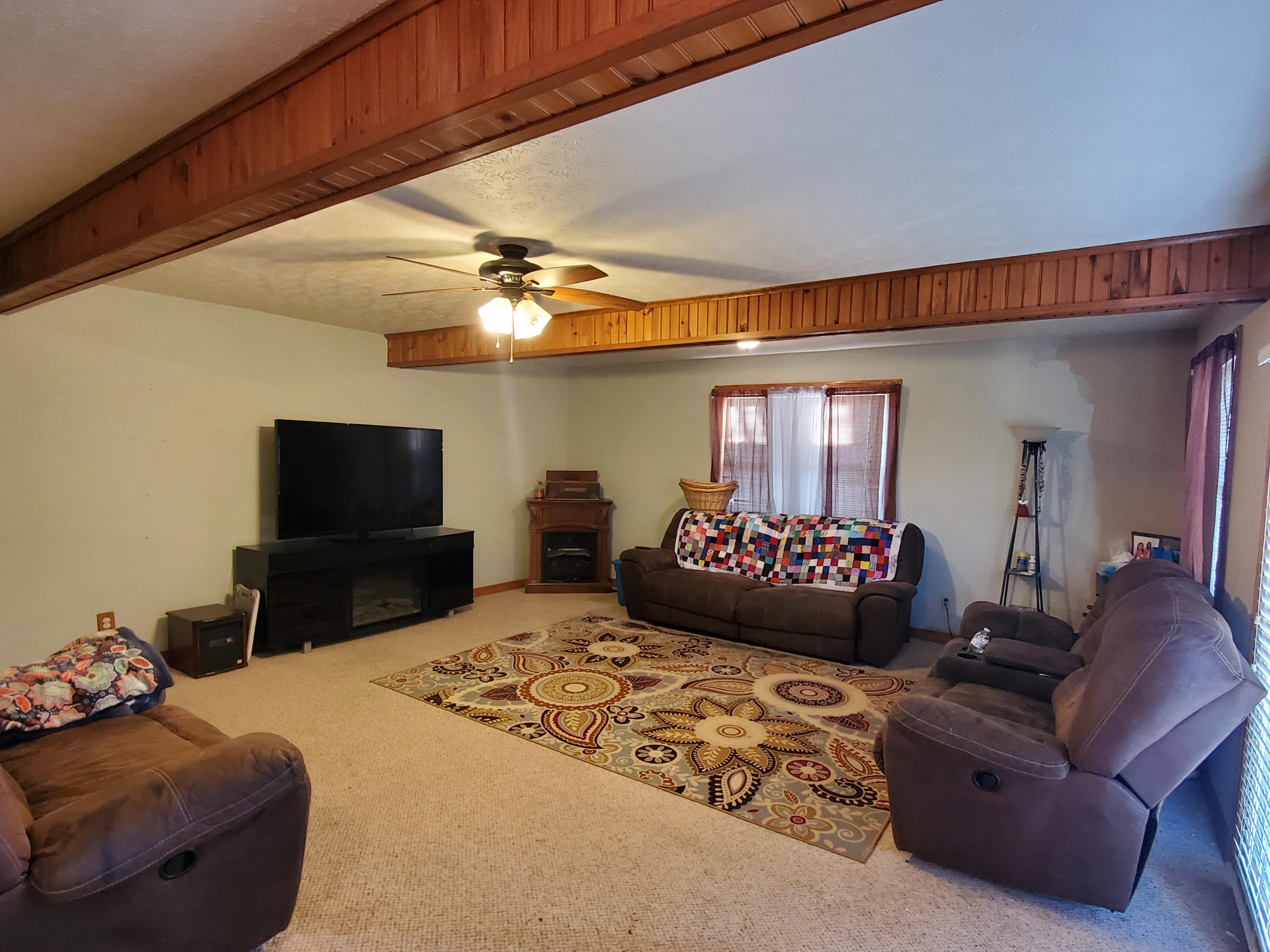 11514 Wilderness Road Ewing, VA 24248 - Photo 11 of 29 20210420_183230