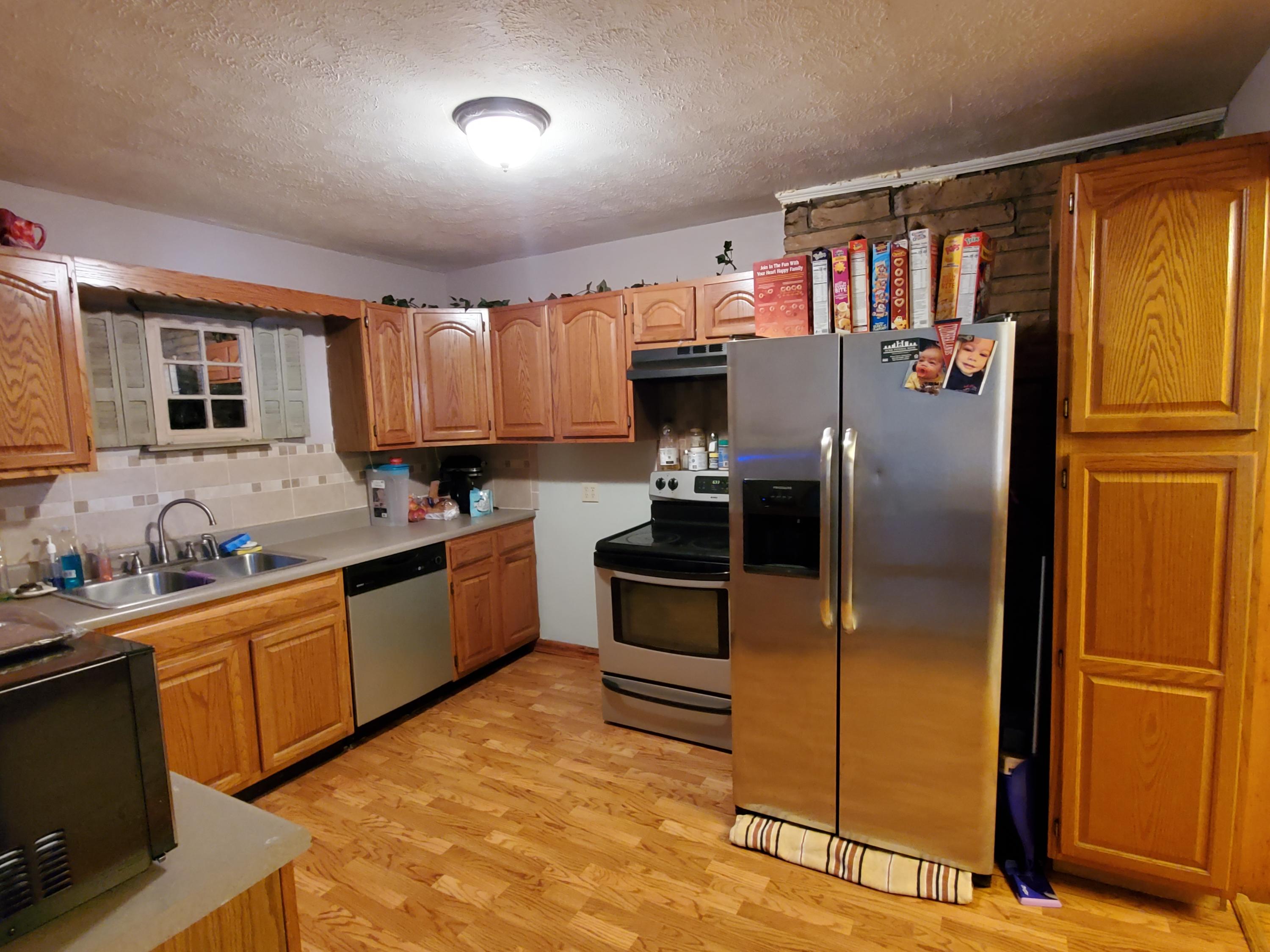 11514 Wilderness Road Ewing, VA 24248 - Photo 12 of 29 20210420_183301