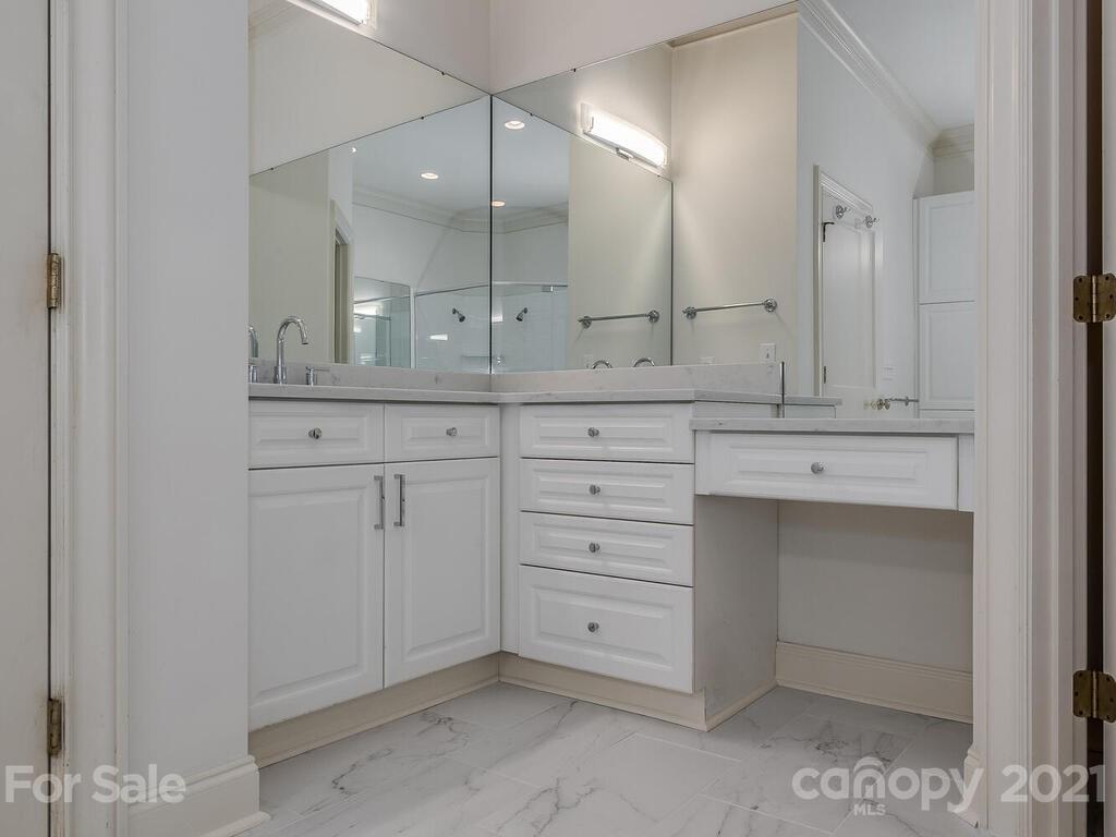 1400 Sterling Road Charlotte, NC 28209 - Photo 16 of 25 Gallery Image 16