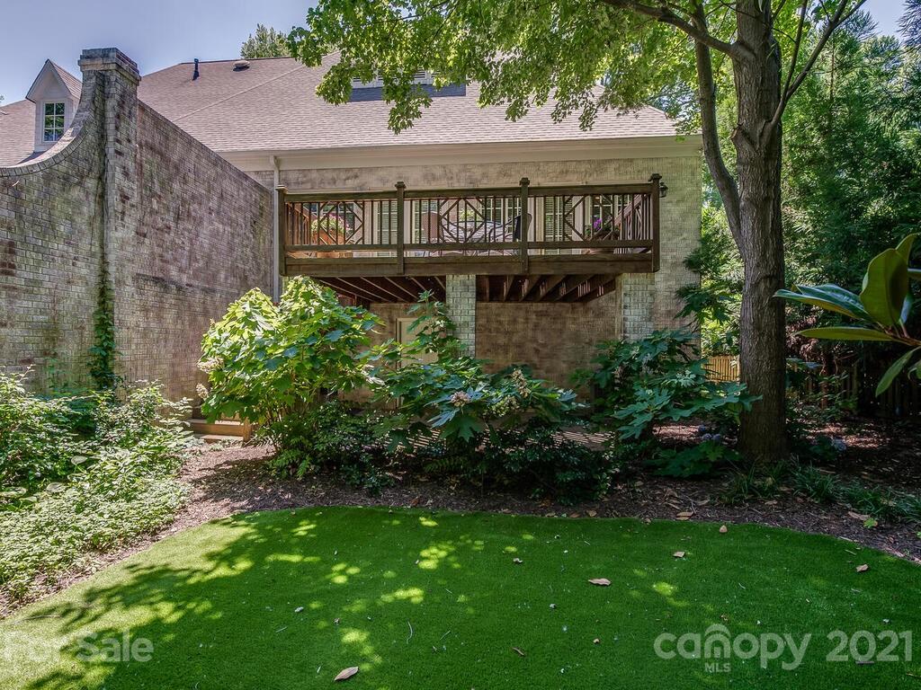 1400 Sterling Road Charlotte, NC 28209 - Photo 24 of 25 Gallery Image 24