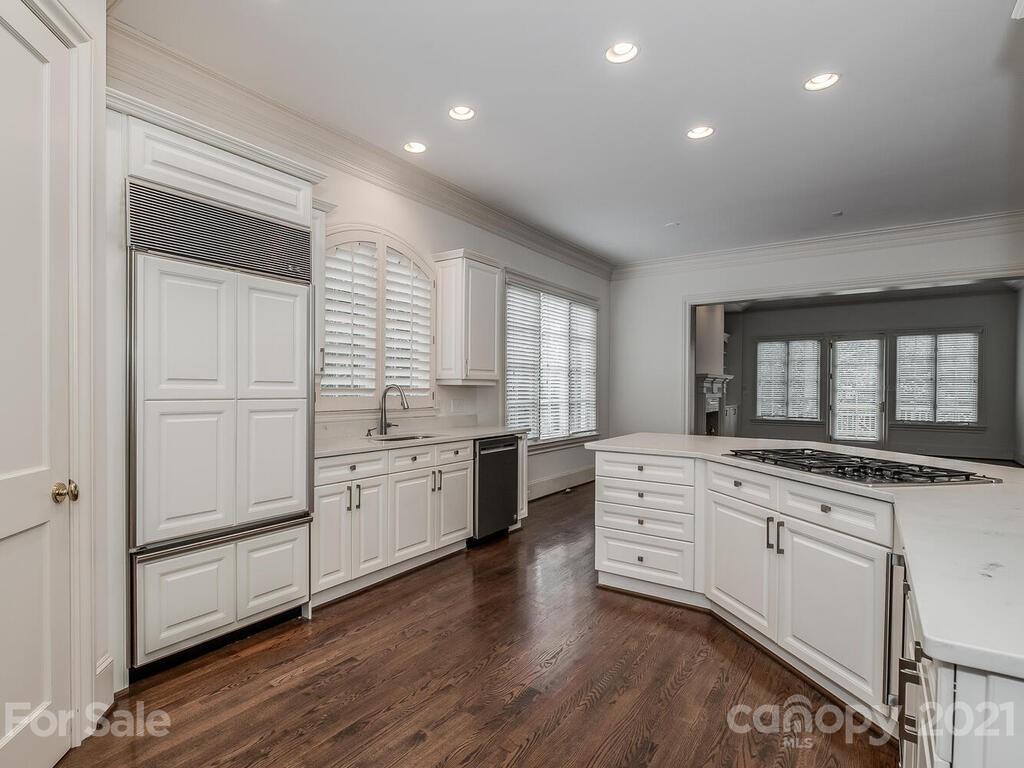 1400 Sterling Road Charlotte, NC 28209 - Photo 8 of 25 Gallery Image 8