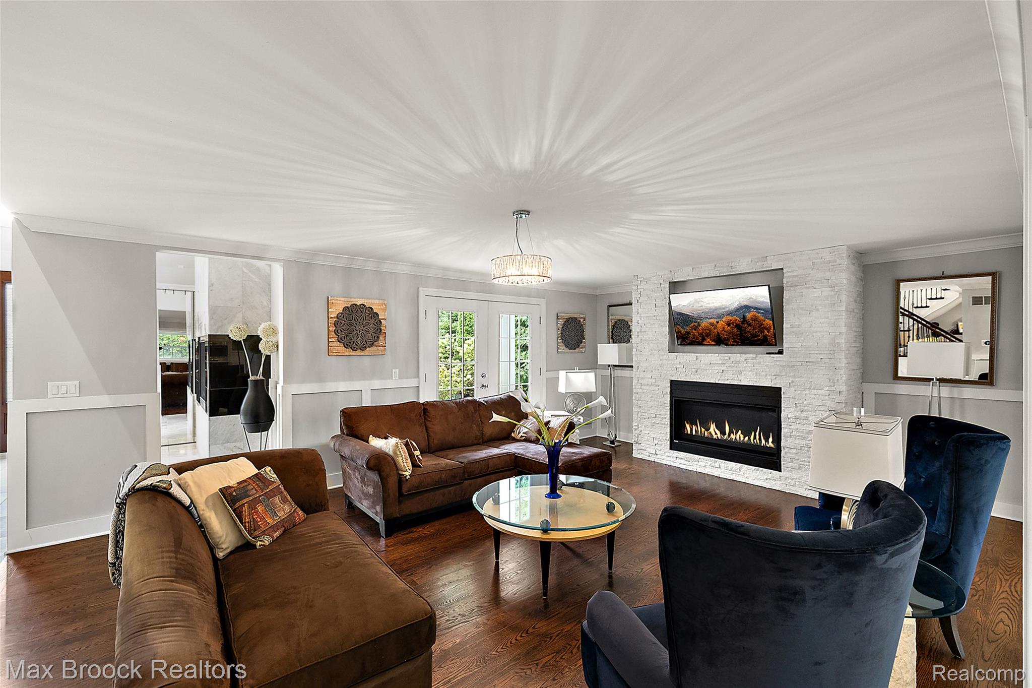 3774 Quarton Road Bloomfield Hills, MI 48302 - Photo 5 of 34 3774 Quarton Rd -34.jpg