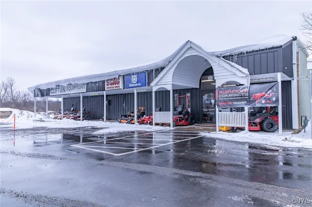 $3,200,000 | 5334 Highway 31, Clay, NY 13041