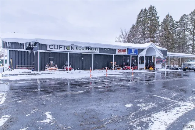 $3,200,000 | 5334 Highway 31, Clay, NY 13041