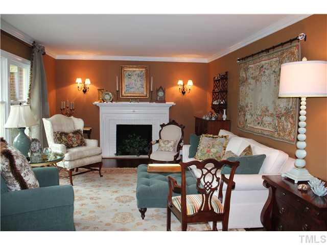 4301 Boxwood Road Raleigh, NC 27612 - Photo 5 of 18 Photo 5