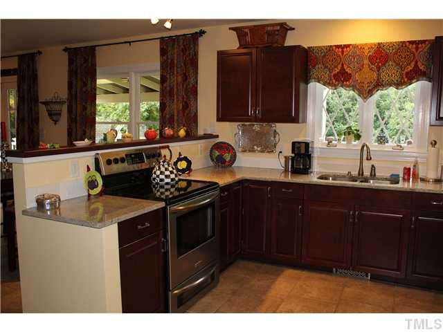 4301 Boxwood Road Raleigh, NC 27612 - Photo 7 of 18 Photo 7