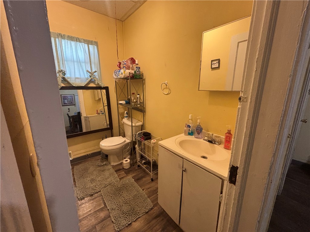 28 Cedar Street Rochester, NY 14611 - Photo 7 of 14 1st Floor bathroom