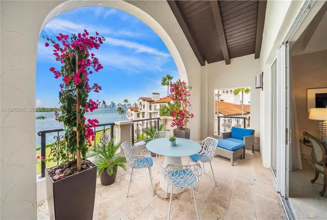 $4,500,000 | 2245 Fisher Island Drive, Unit 3405, Miami Beach, FL 33109
