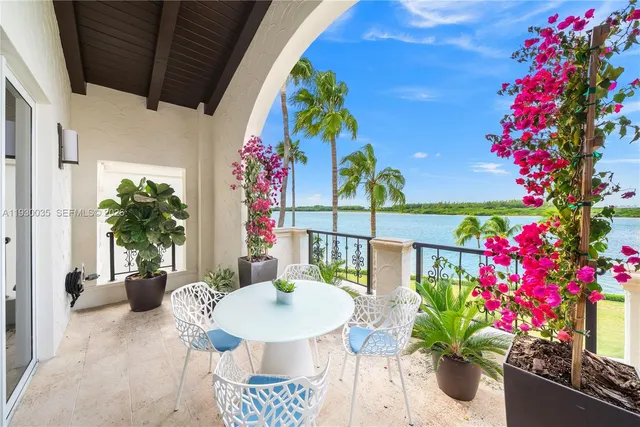 $4,500,000 | 2245 Fisher Island Drive, Unit 3405, Miami Beach, FL 33109