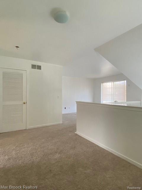 319 Oak Ridge Drive Pontiac, MI 48341 - Photo 17 of 21