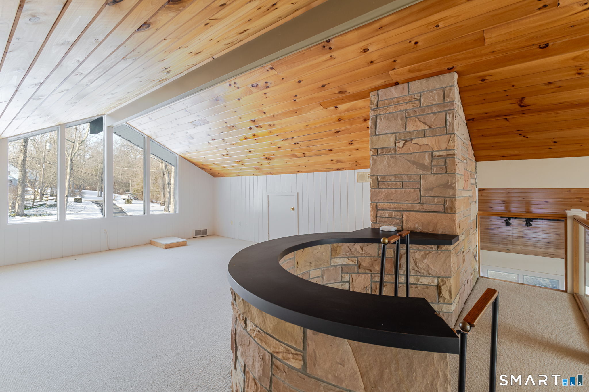 5 Mohawk Lane Woodbridge, CT 06525 - Photo 19 of 48 LOFT AREA OVER GREAT ROOM