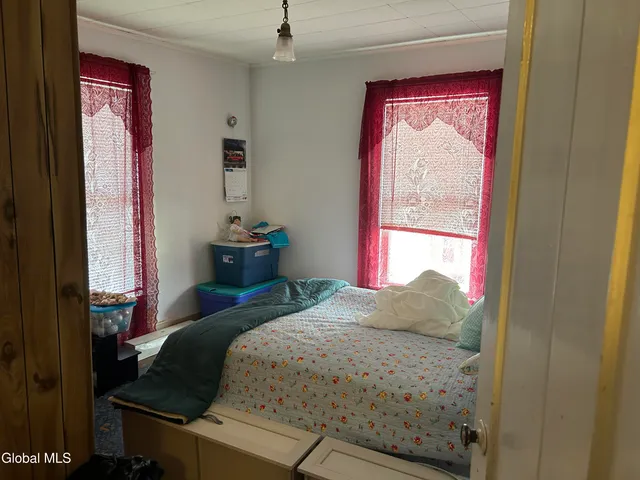 $154,250 | 36 Morrison Avenue, Granville, NY 12832