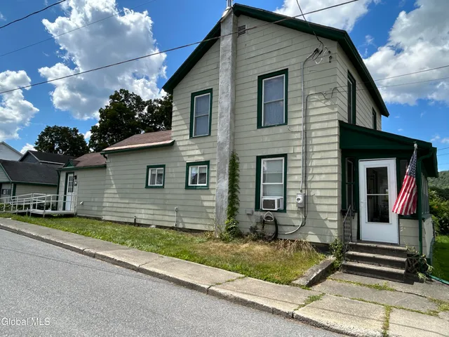 $154,250 | 36 Morrison Avenue, Granville, NY 12832